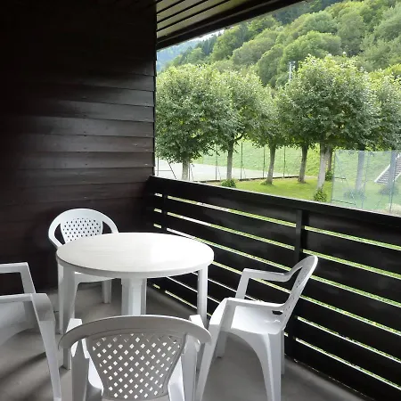 T2 Avec Balcon Et Parking Privatif Au Mont-dore - Fr-1-608-212 Le Mont-Dore