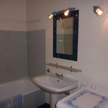 Apartmán T2 Avec Balcon Et Parking Privatif Au Mont-dore - Fr-1-608-212 Le Mont-Dore